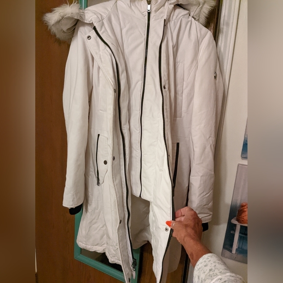 ***PRICE DROP*** I Madison Expedition Parka - Picture 3 of 6